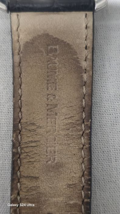 Часы Baume et Mercier