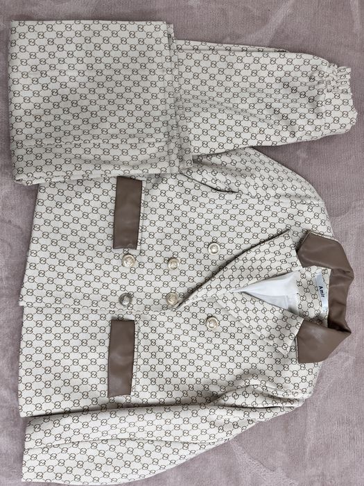 Брючный костюм для девочки