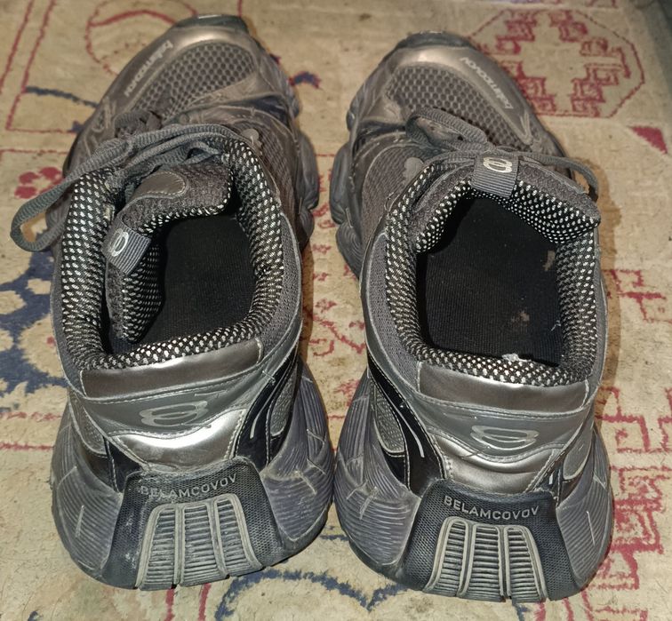 продам кроссовки б/у