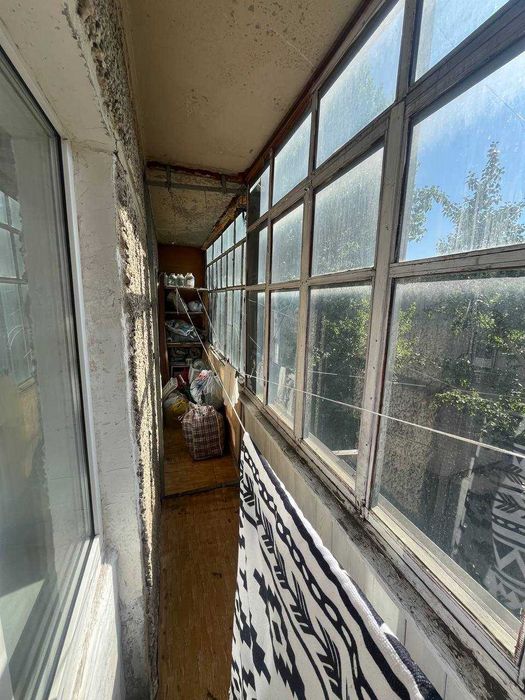 Продам срочно 3х,  район Аян -Пассажа, 4 эт.