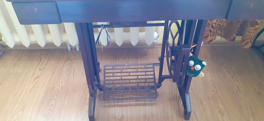 Masina de cusut Casnica