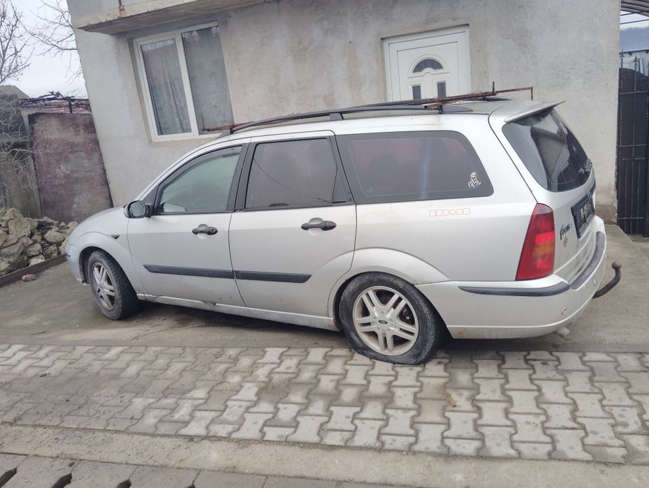 Vand ford focus la programul rabla sau dezmembrari auto