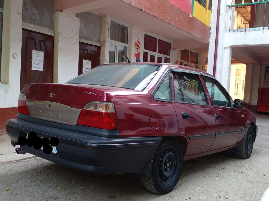 Nexia 1 sotiladi srochna narxi kelishiladi xolati idela xolda