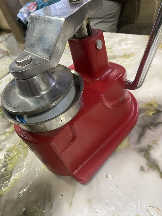 Kaklet pres aparat