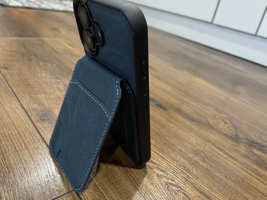 Кейс с портмоне за Айфон iPhone 16