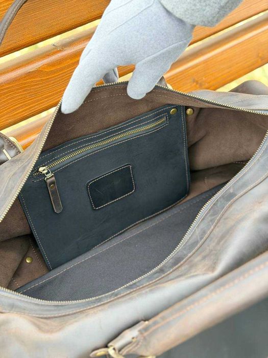 Geantă de călătorie din piele naturală. Duffel Bag. Leather Weekender