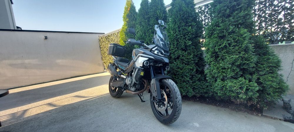 CF MOTO 800 mt sport