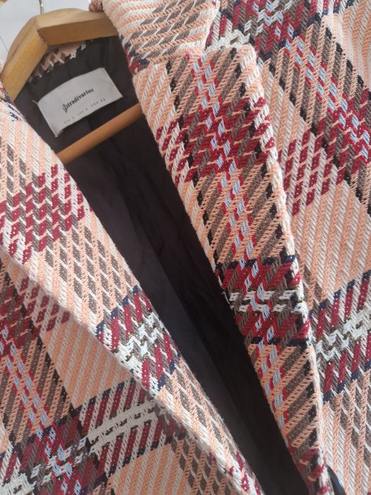 Палто на Stradivarius