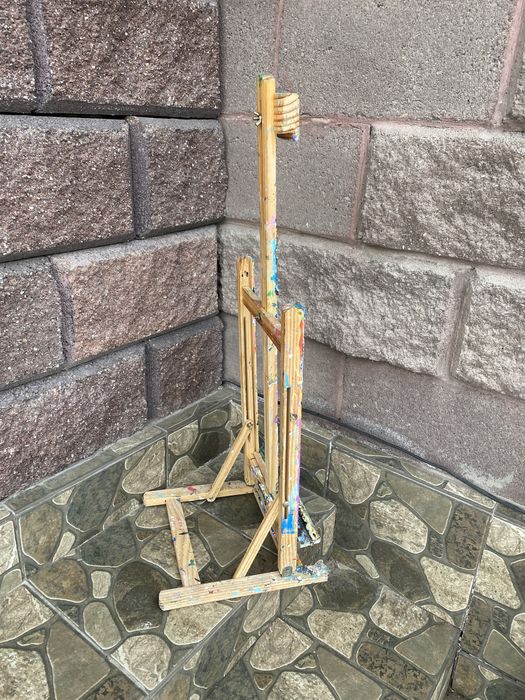 Мольберт, треноги