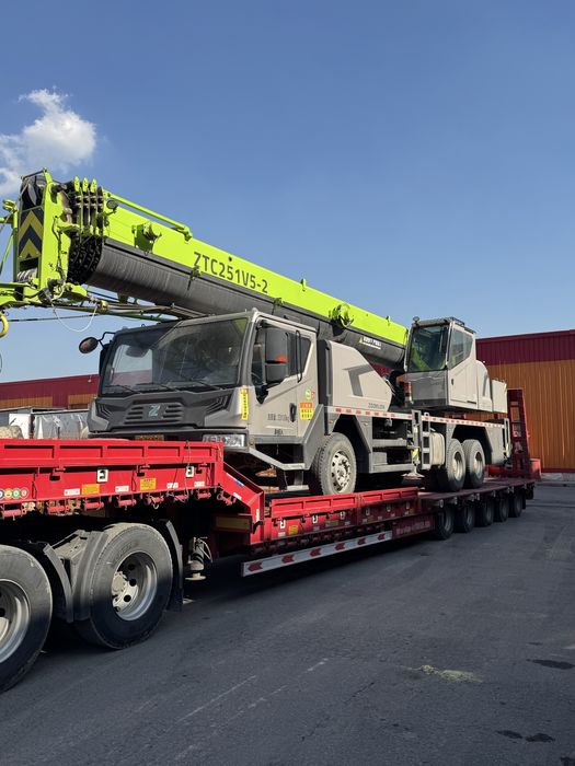 Автокран ZOOMLION ZTC251V модел