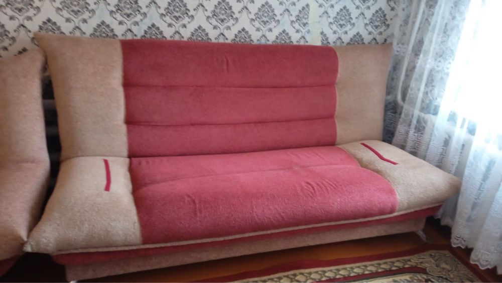 Здраствуйте продаю два дивана