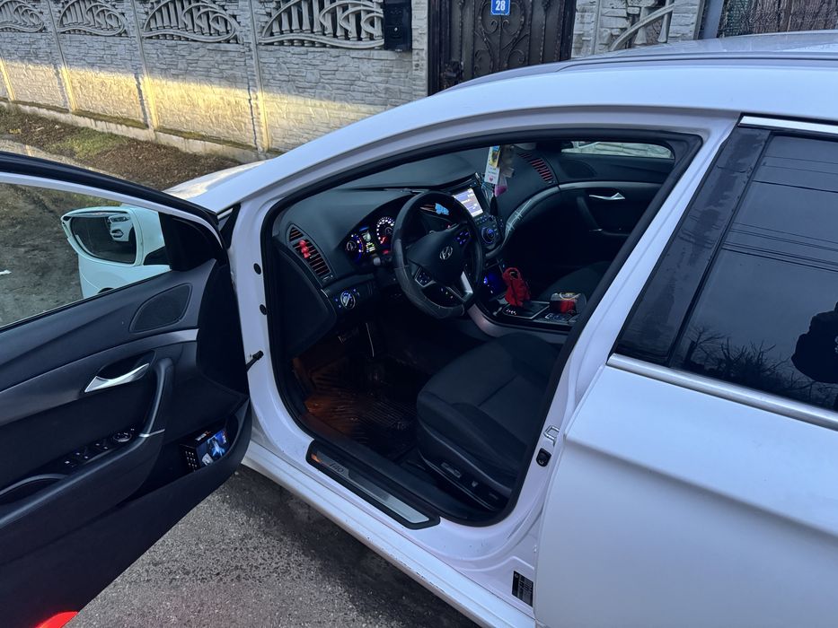 Vand schimb hyundai i40