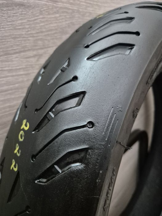 Anvelopa moto 150 70 17 Michelin road 6 dot 2022