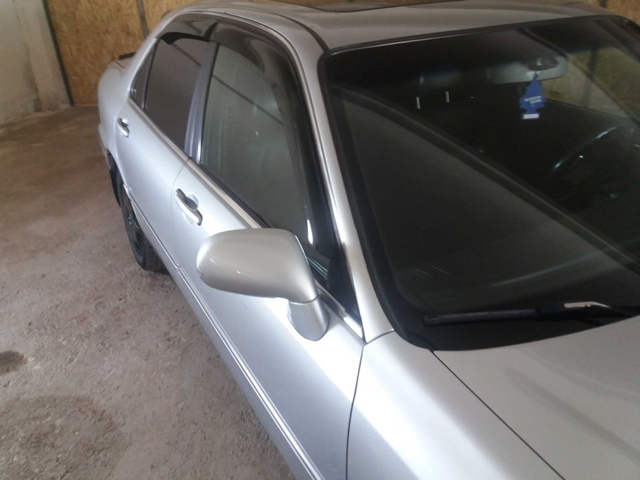 Honda legend K9 din 2000 anul + piese dezmembrare