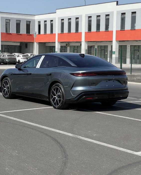 BYD Han L bosh tolov 25% bilan