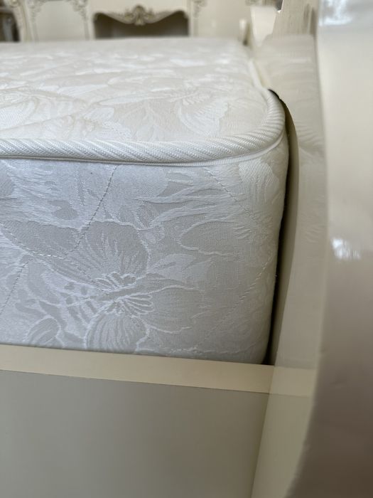 Хороший матрас 180*200