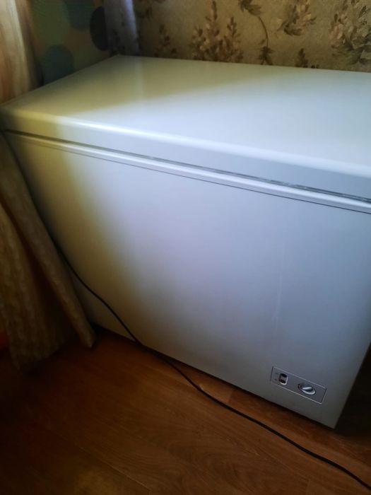 Продам морозильник