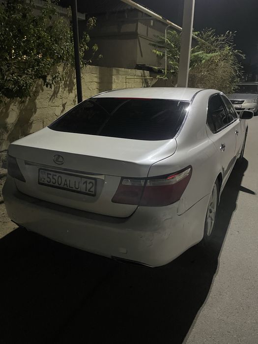 Lexus LS 460, 2007