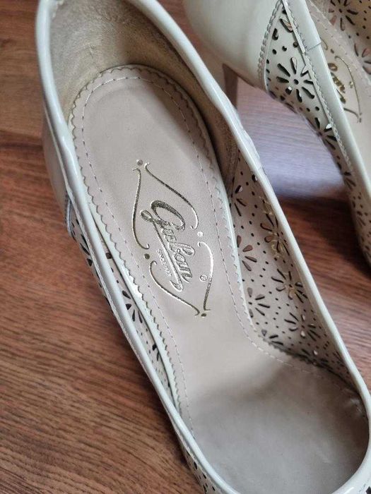 pantofi crem piele Guban