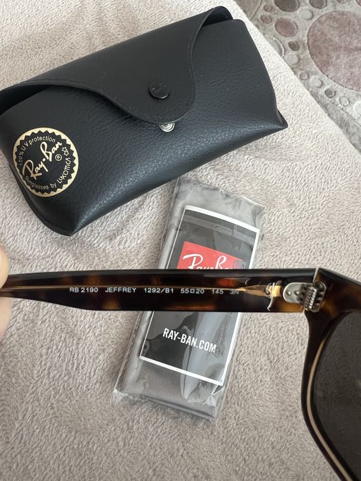 Оригинални слънчеви очила RayBan