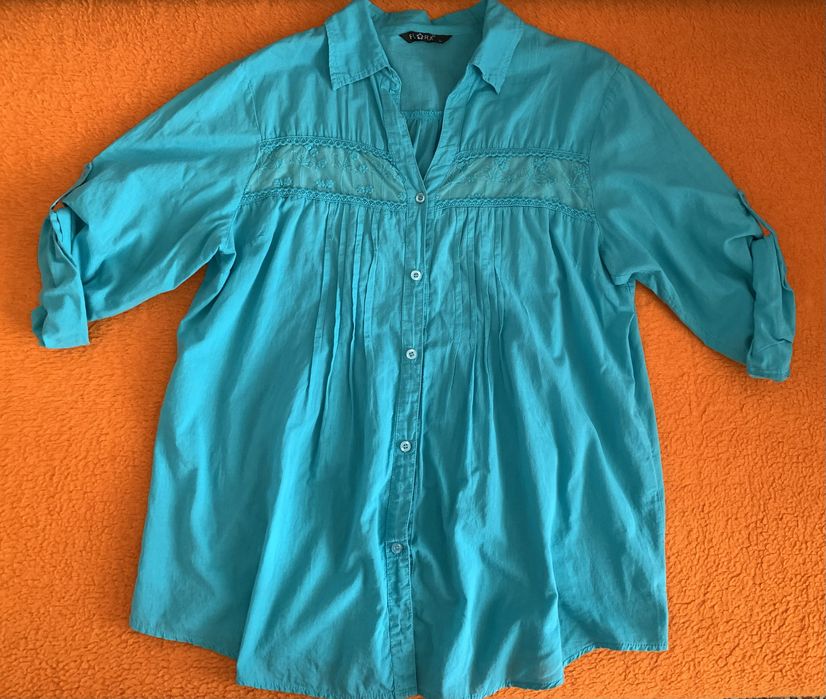 Дамско дънково яке хс размер / нова риза с бродерия Л размер