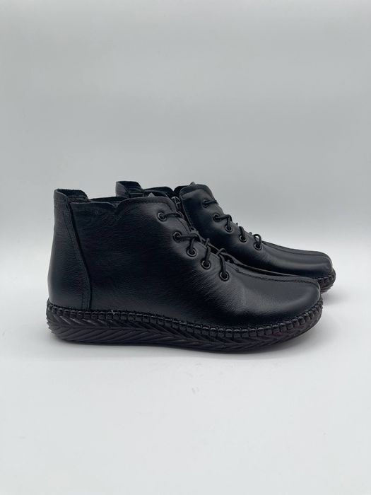 Полусапожки из натуральной кожи