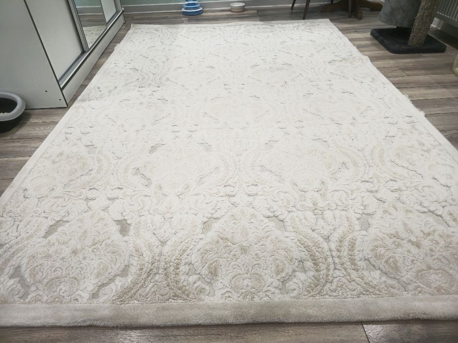 Ковёр шерстяной в идеале