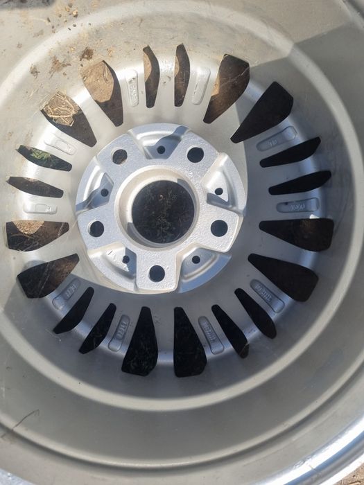 Продам титанки новые