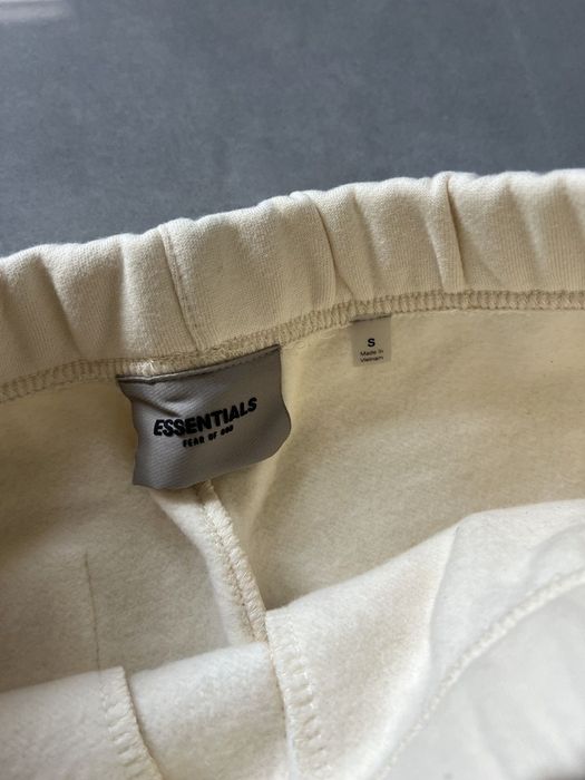 Essentials панталони бежов и оранжев (pants)