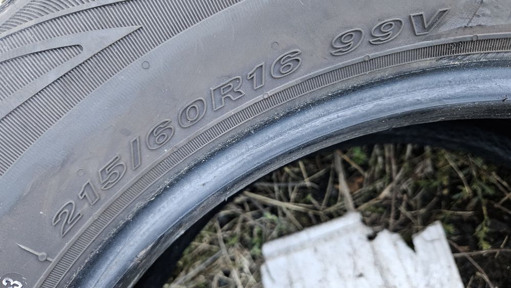 2бр гуми 215 60 16 дот 23 нексен