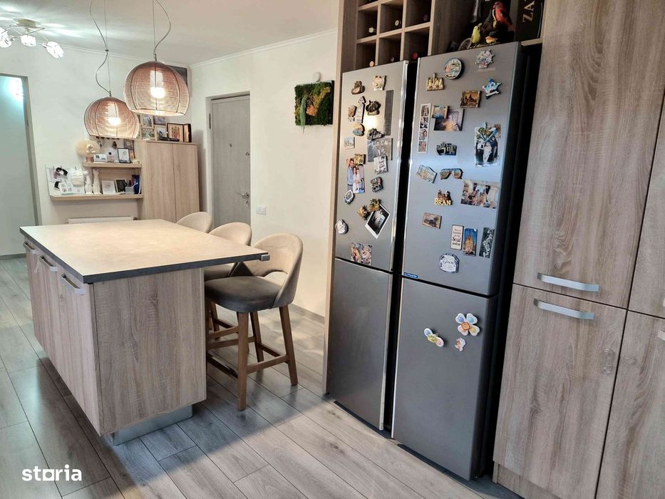 De vânzare, Apartament 4 camere,  Micro 17, Satu Mare