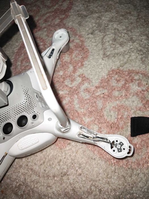 Vand drona DJI phantom 4 pro v2