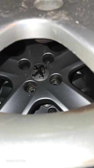 Гуми с джанти за Peugeot 4x108