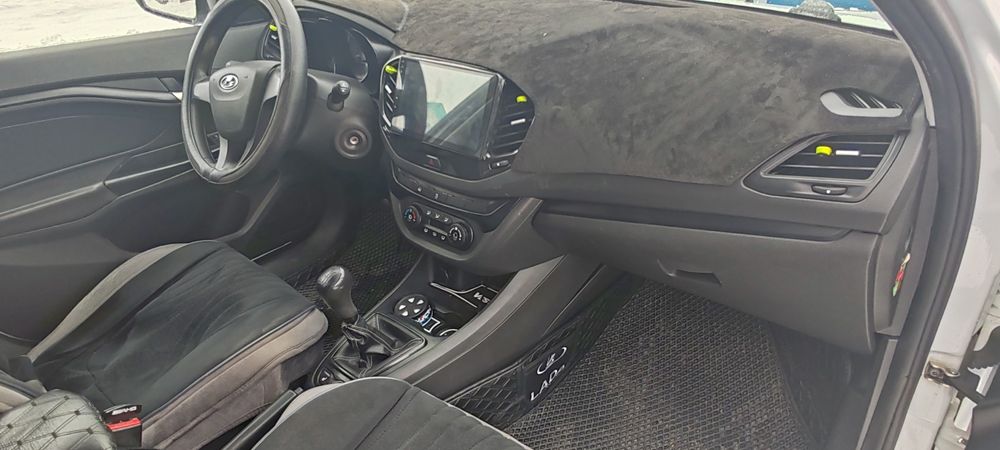 Продам Весту без вложений