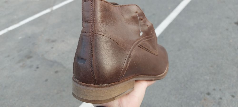 Ghete din piele Levis autentice 43-44