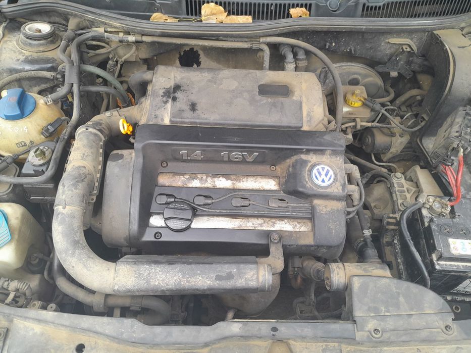 Dezmembrari  VW GOLF 4  1997  > 2006 1.4 16V Benzina