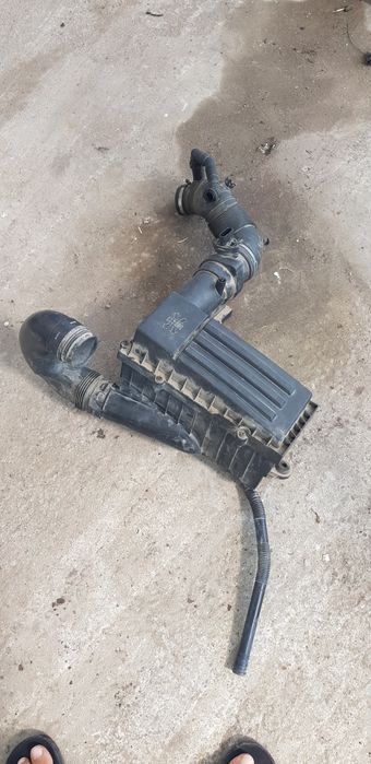Carcasa .Filtru aer passat b6