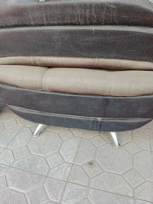 продам диван и два кресла