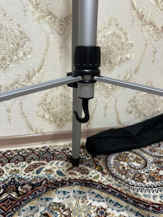 штатив Continent C1