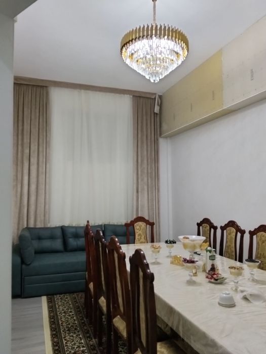 Uy sotiladi Yangiyol shaxrida