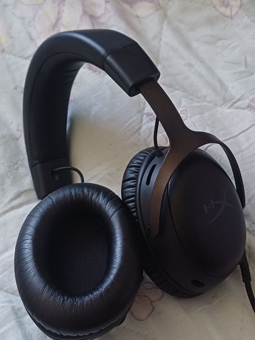 HyperX Cloud 3 в идеальном состоянии