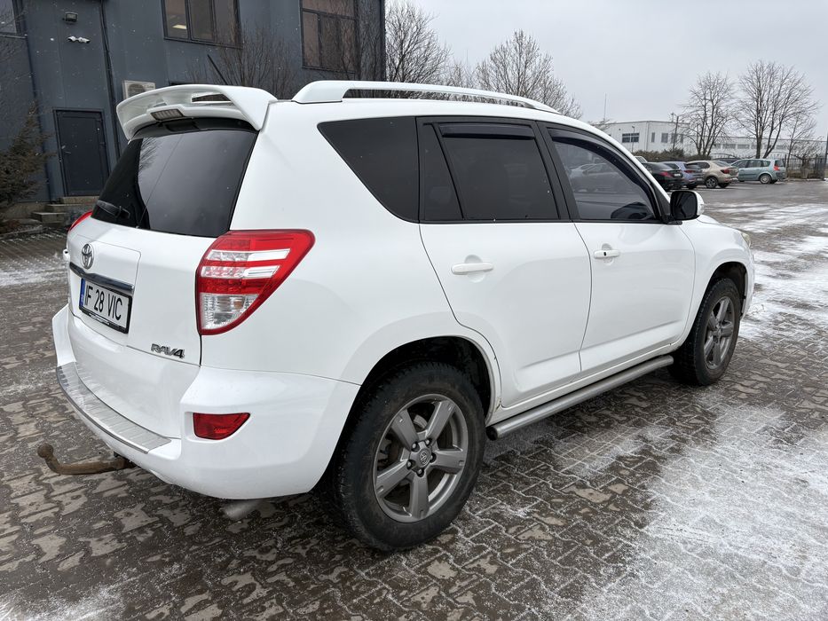 Toyota rav4 ,an 2012 , km reali , fara accident
