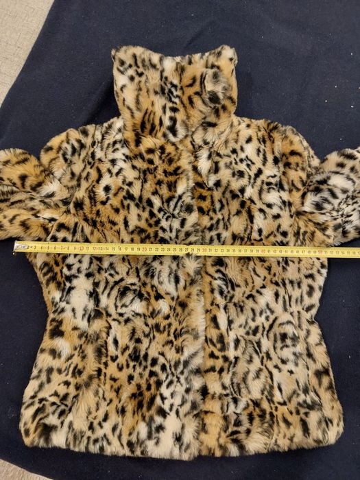 Jacheta dama blana artificiala marimea 42