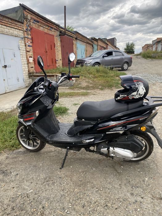 скутер Макси хорошое состояние