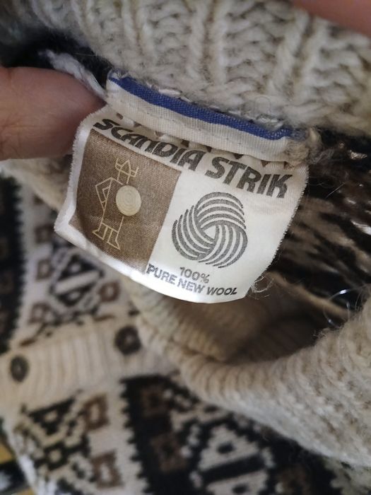 Мъжка жилетка от 100% вълна