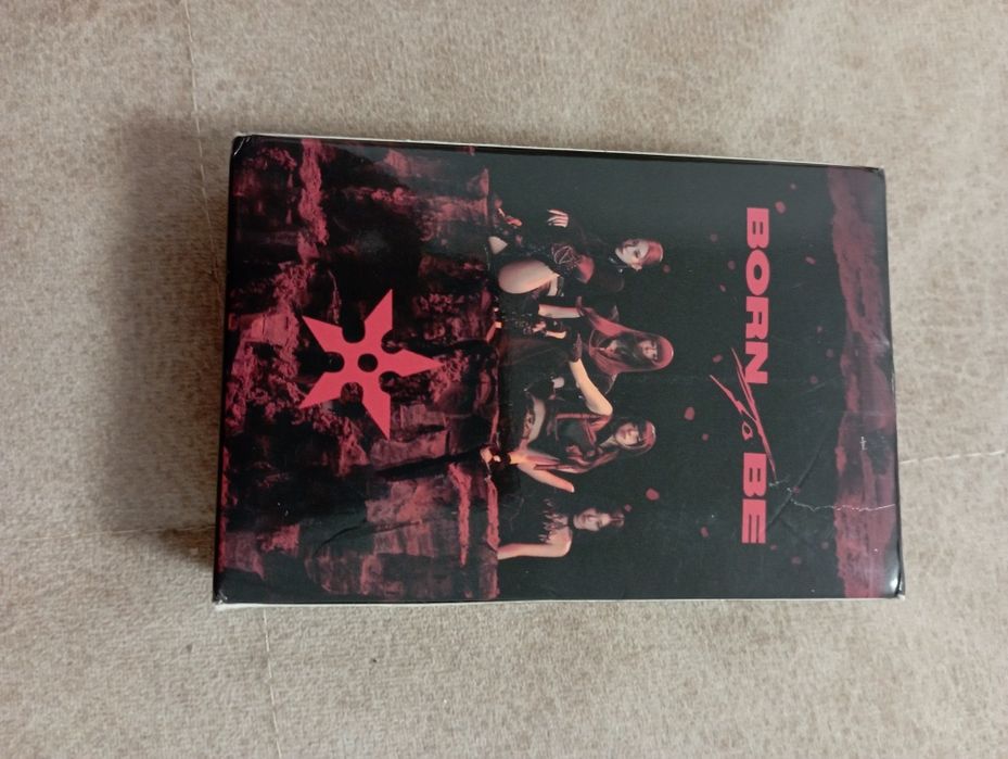 Продам карты корейские группы