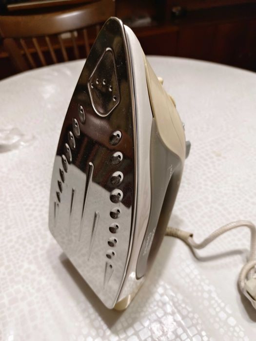 Утюг Scarlett SC-136S