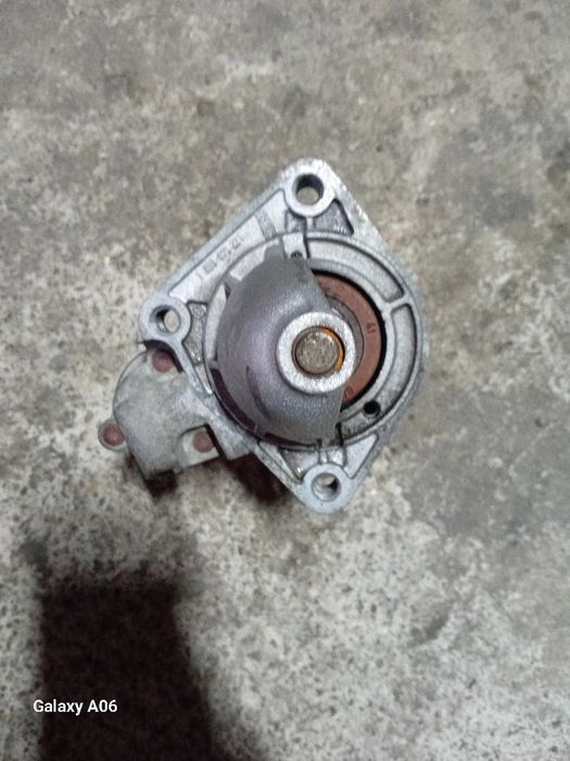 Electromotor Ford focus 2 motor 1.6 benzina