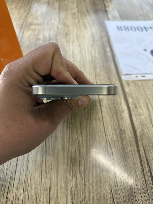 Iphone 15 pro max rangi natural titan