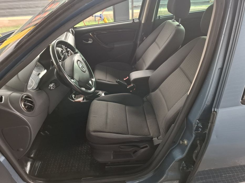 Vând Duster 1.5 dci